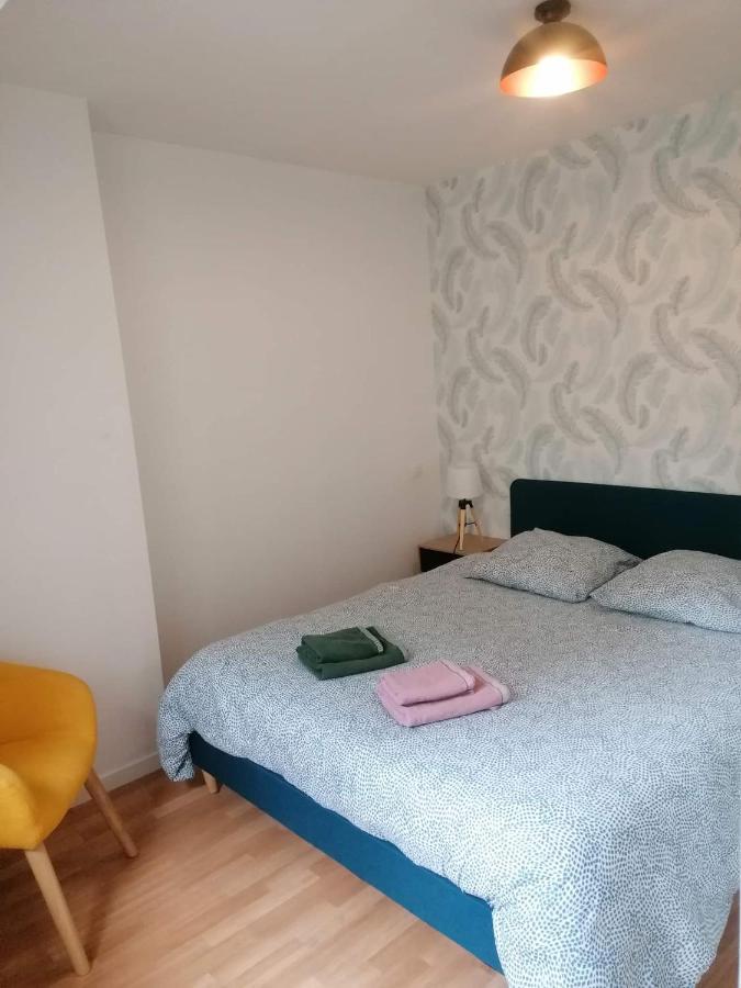 Suite Du Crypto - Vue Imprenable Sur La Place Du Forum Reims Exterior foto